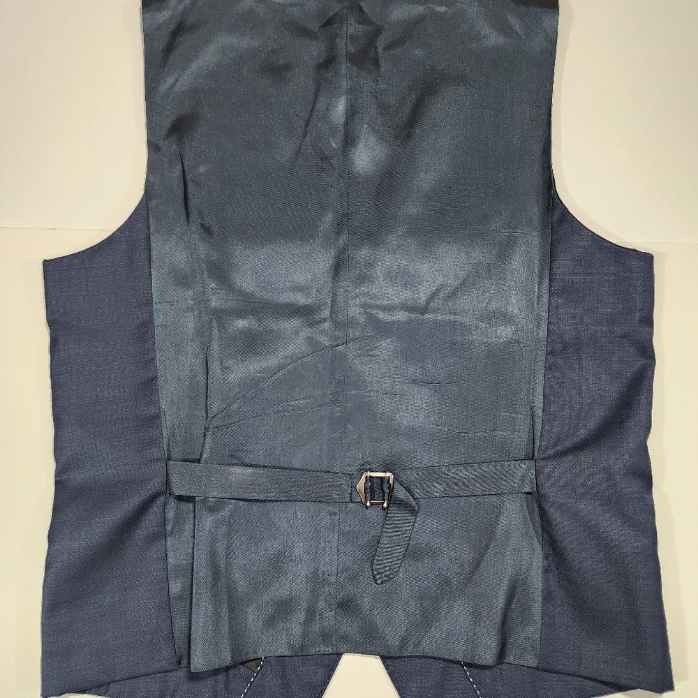 Express Vest Bundle - Picture 3 of 5